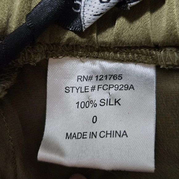 POLECI 100% Silk Army Green joggers. Size 0 - Picture 9 of 9